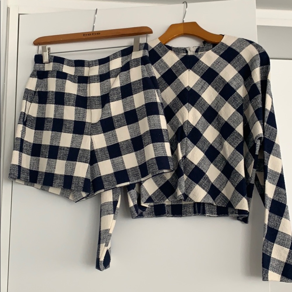Two piece set